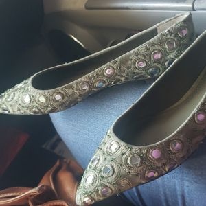 Army green tory burch pointed flats